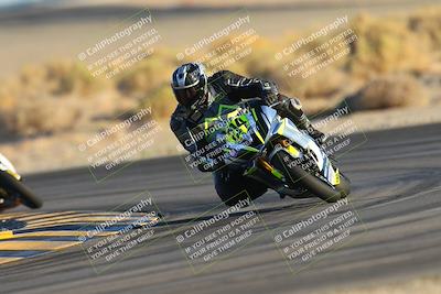 media/Nov-17-2024-CVMA (Sun) [[1fec520723]]/Race 17-Amateur Supersport Middleweight/